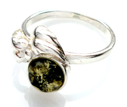 Pierścionek srebrny z bursztynem zielonym Mewa (rozmiar 19)